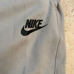 Nike Men’s/ young youth